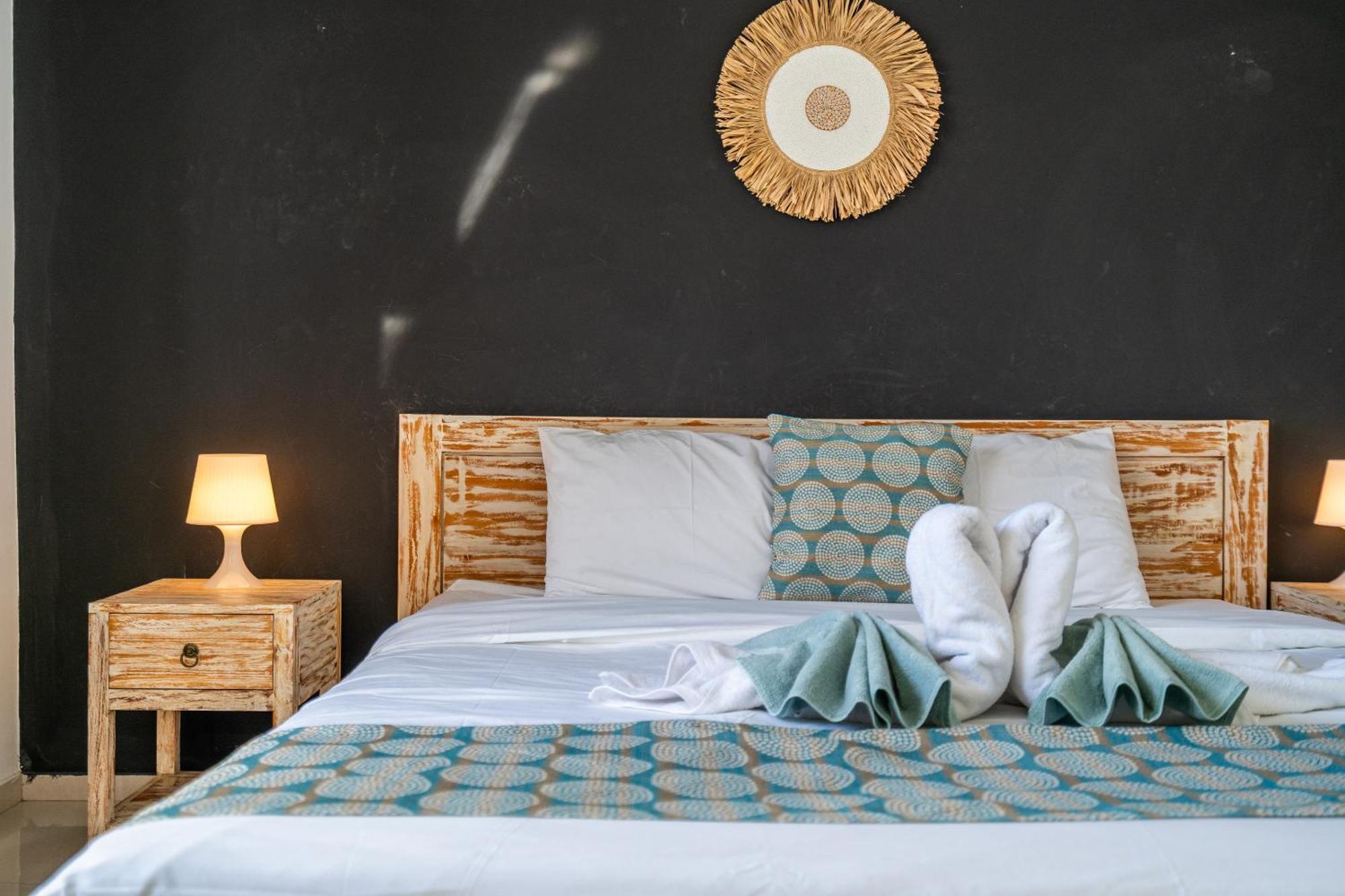 4-Bedroom Pool Villa Near Seminyak Center Εξωτερικό φωτογραφία