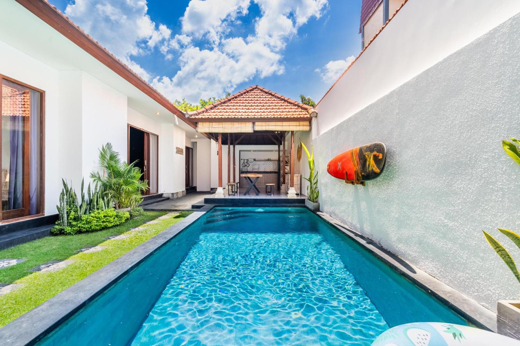4-Bedroom Pool Villa Near Seminyak Center Εξωτερικό φωτογραφία