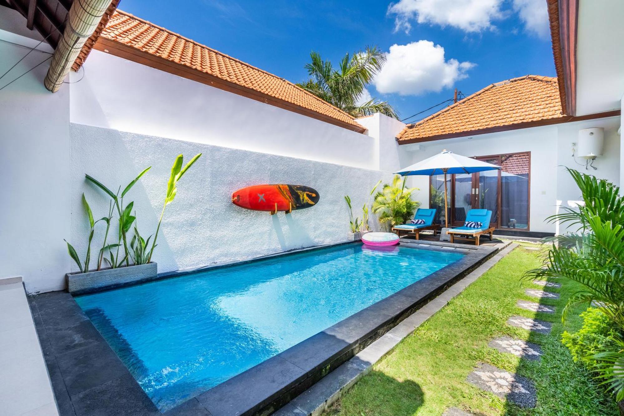 4-Bedroom Pool Villa Near Seminyak Center Εξωτερικό φωτογραφία