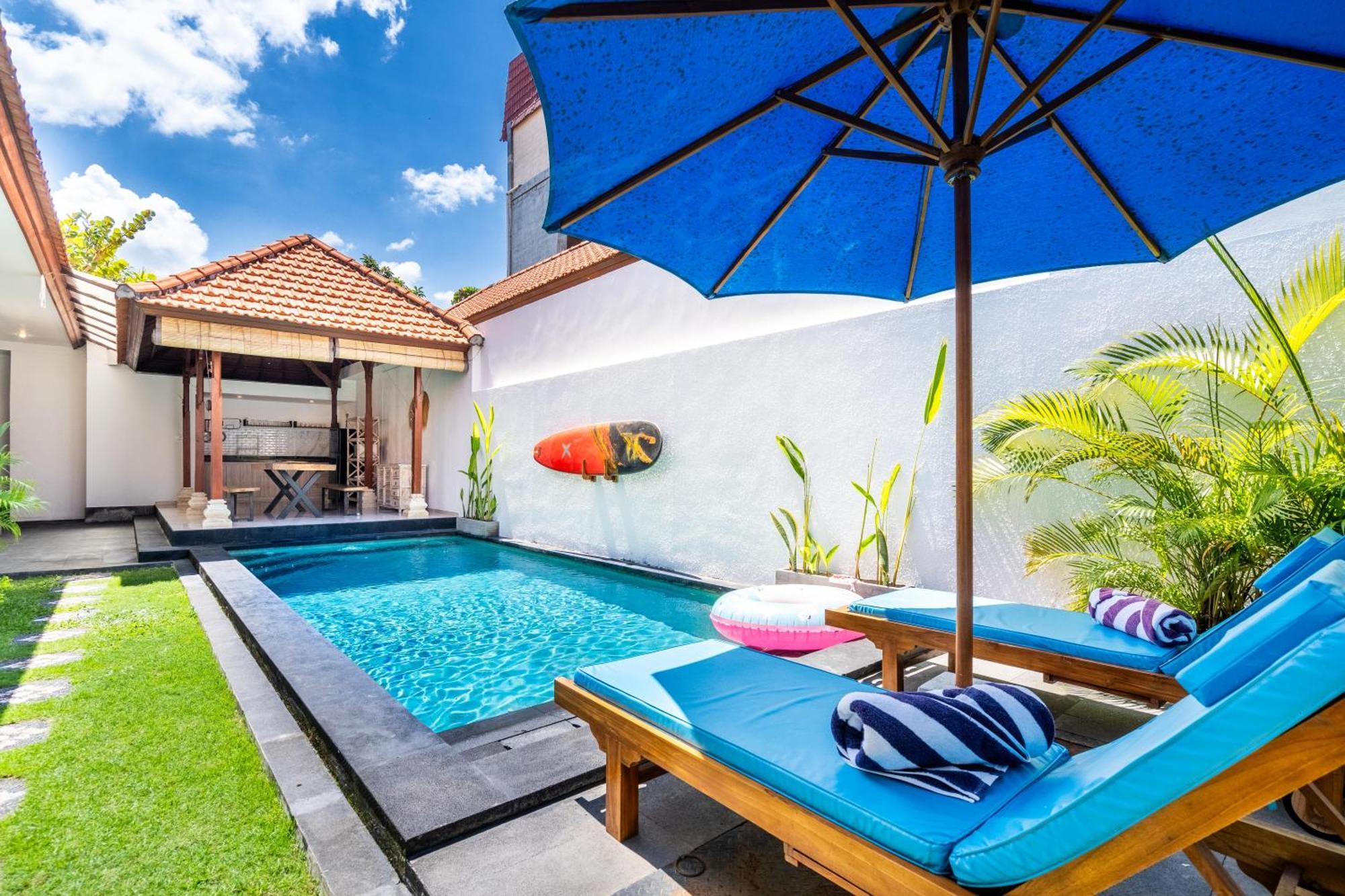 4-Bedroom Pool Villa Near Seminyak Center Εξωτερικό φωτογραφία