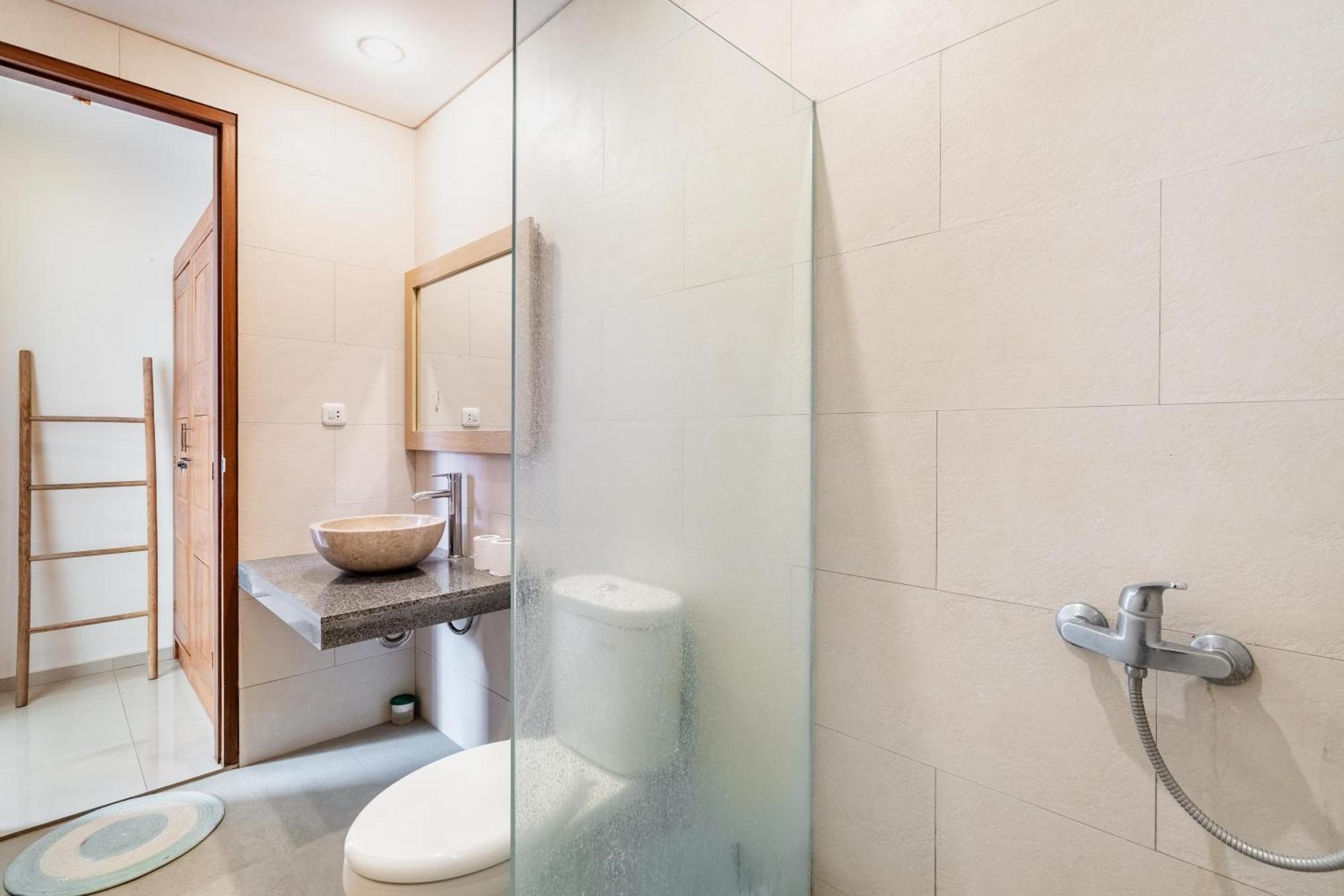 4-Bedroom Pool Villa Near Seminyak Center Εξωτερικό φωτογραφία
